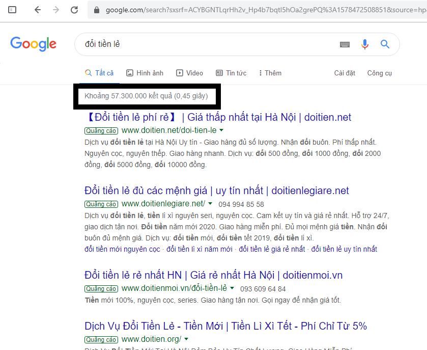 Nhộn nhịp dịch vụ đổi tiền lẻ với mức phí amp;#34;cắt cổamp;#34; ngày giáp Tết - 1