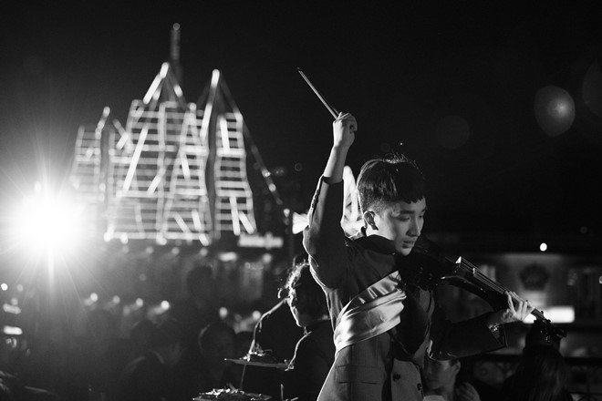 Hoàng Rob thăng hoa cùng Hà Trần và Bùi Lan Hương trong đêm nhạc violin độc đáo - 7