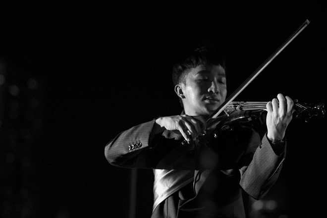 Hoàng Rob thăng hoa cùng Hà Trần và Bùi Lan Hương trong đêm nhạc violin độc đáo - 5