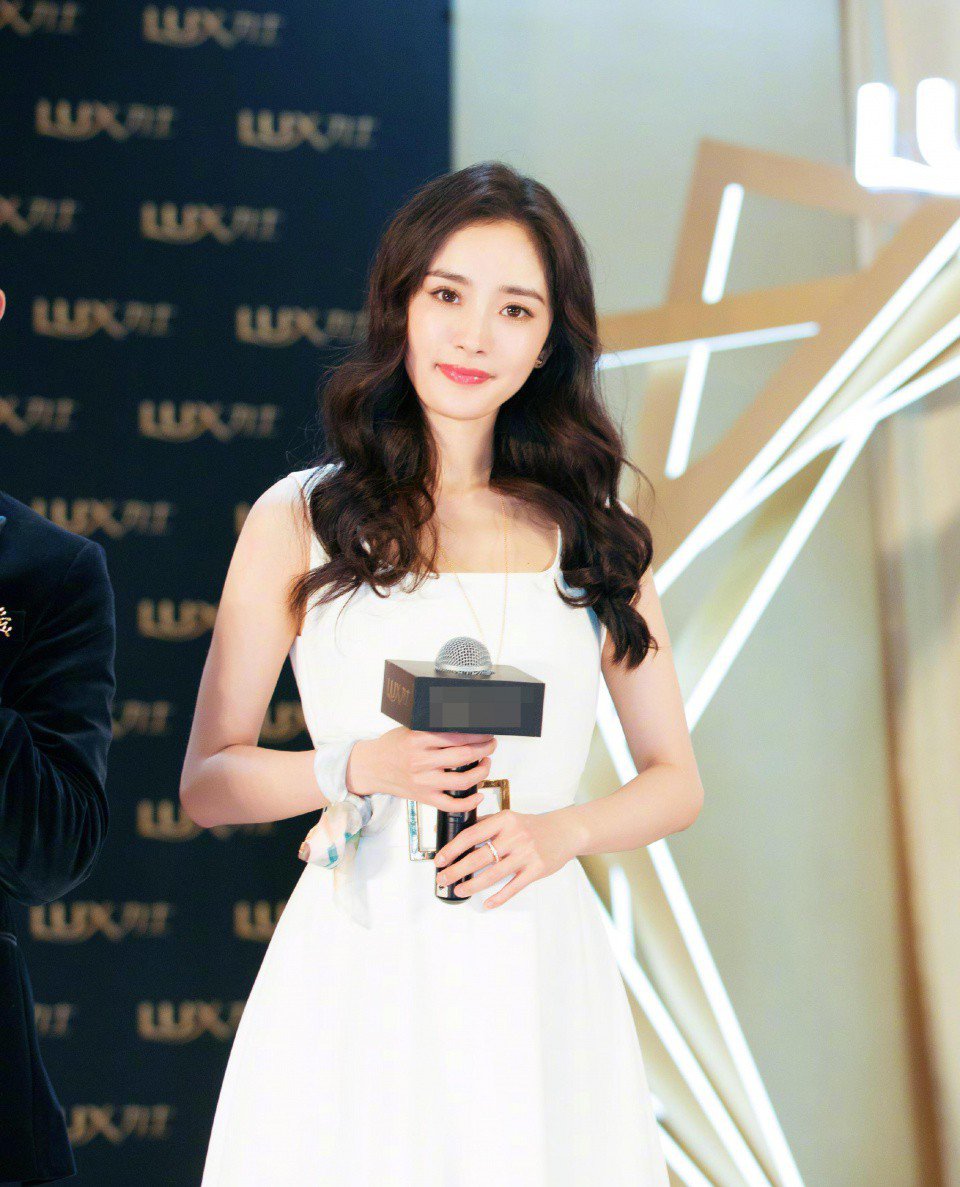 Gương mặt cứng đơ của Dương Mịch khiến CĐM phát hoảng, còn đâu nữ thần ngọt ngào ngày nào? - 11