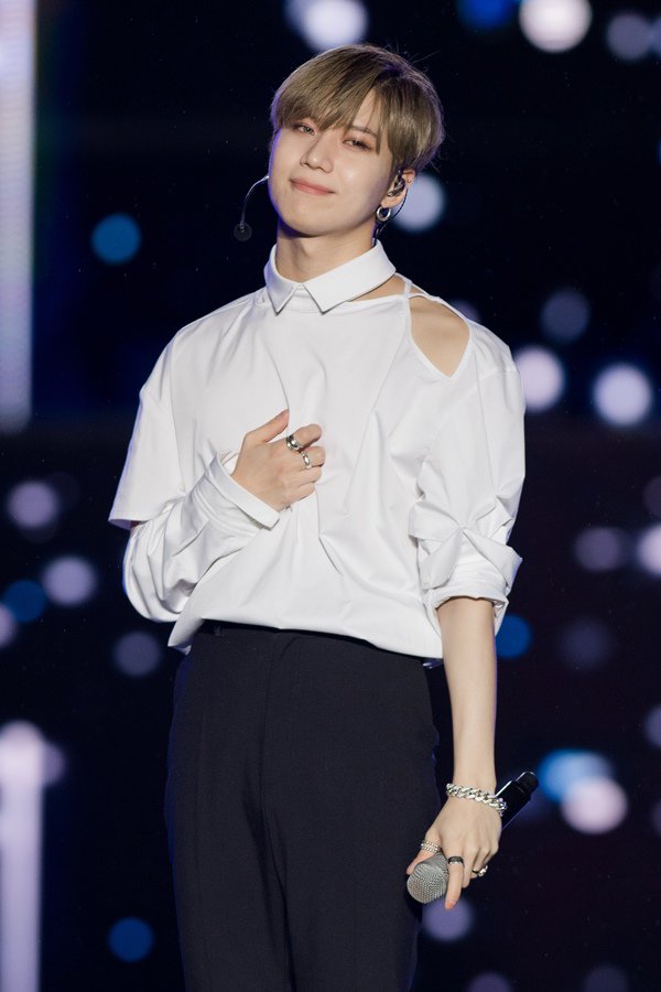 Một mình đến Việt Nam, Taemin (SHINee) khiến các fan nữ amp;#34;nín thởamp;#34; vì đẹp như tiên tử - 3