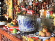 Nhà đẹp - Bát hương có những dấu hiệu này, Tết phải thay gấp kẻo đắc tội thần linh