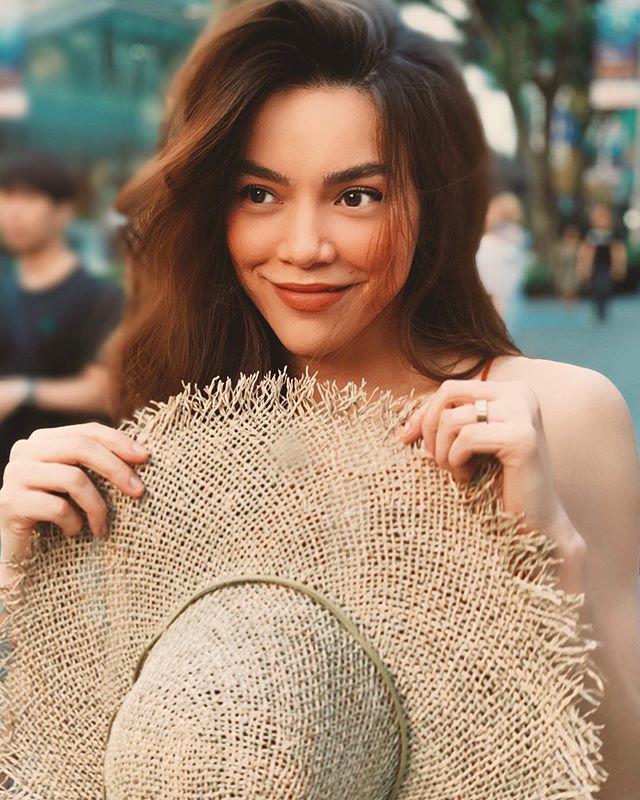 Nhan sắc “không thể đùa đâu” của Hà Hồ: trang điểm nhẹ nhàng vẫn ăn đứt đàn em Hoa hậu - 12