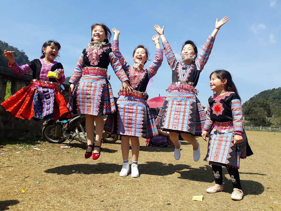 Ngỡ ngàng hoa mận nở trắng thung lũng Hang Kia - Pà Cò - 8