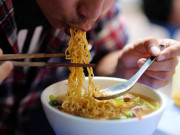 Sức khỏe - 3 món ăn vào buổi sáng tương đương với việc uống dầu mỡ, món cuối nhiều người rất thích