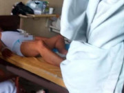 Sức khỏe - Tự dùng thuốc kích dục của bò, người đàn ông "chào cờ" liên tục 3 ngày