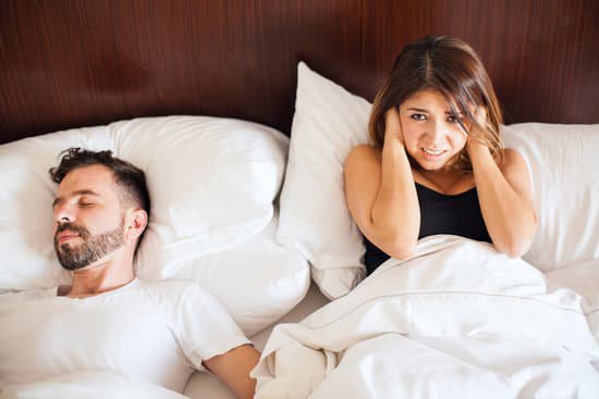 7 việc làm trước khi đi ngủ hại không kém gì thức khuya, loạt bệnh tật tìm đến - 2