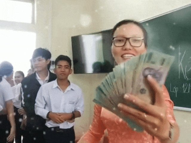 Cô giáo chất chơi nhất năm: Không giao bài tập về nhà lại còn lì xì mỗi người nửa triệu
