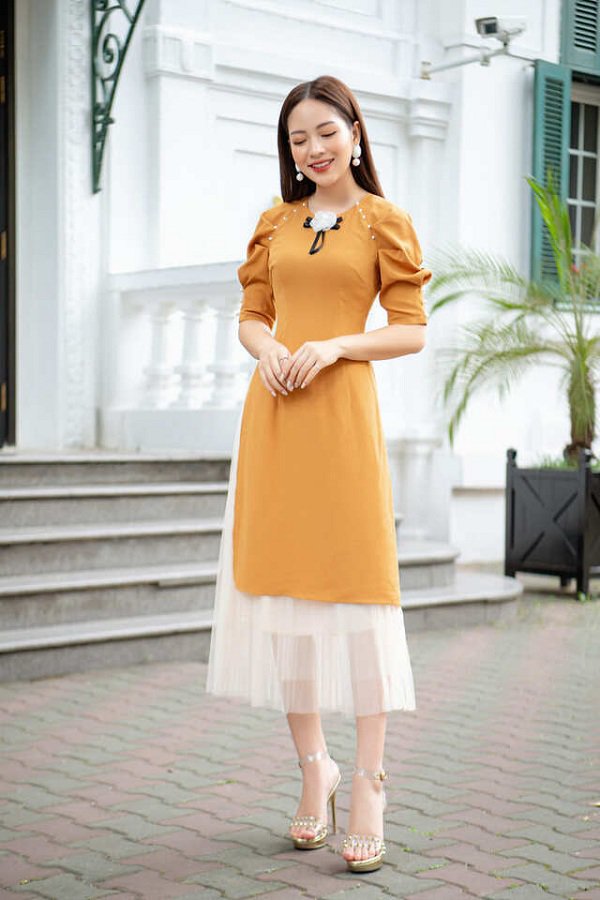 mua tet can ke, cac nguoi dep viet thi nhau dien ao dai duyen dang thay vi do goi cam - 21