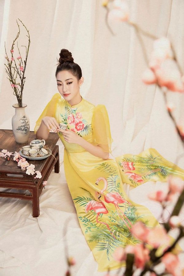 mua tet can ke, cac nguoi dep viet thi nhau dien ao dai duyen dang thay vi do goi cam - 6