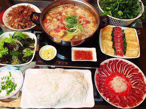 Tomorrow on the 10th of March, make 6 familiar but super delicious hotpot dishes for the whole family to enjoy - 7