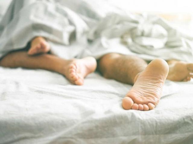 Những căn bệnh tình dục quái gở: Người cuồng nhiệt khi ngủ, kẻ 1 tuần qua đêm 50 người