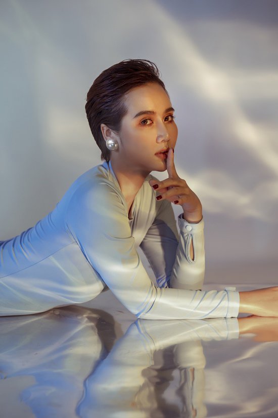 Huyền Lizzie: amp;#34;2020 là năm lạ lẫm nhất khi tôi cùng con đón Tết ở căn nhà mới tự muaamp;#34; - 3