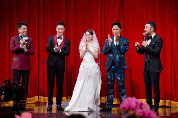 Diện váy cưới ngày đầu năm, Trần Kiều Ân khiến fan ngã ngửa khi chú rể lộ mặt - 7