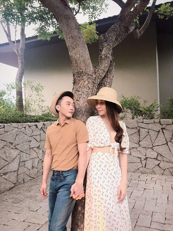 Chồng thấp vợ cao, 3 cặp đôi này vẫn cực đẹp đôi nhờ mặc đồng điệu từ nhà ra phố - 13