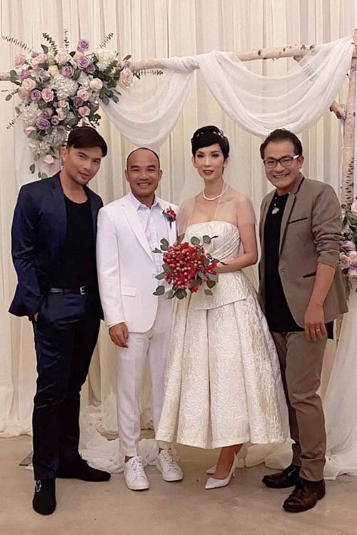 Việt Hương, Hồng Đào và dàn nghệ sĩ dự đám cưới Xuân Lan ở Mỹ - 1