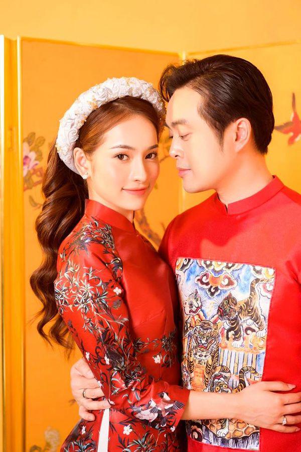 tet dien ao dai doi, ra tet chuyen ao thun doi, vo chong duong khac linh luon cuc khang khit - 1