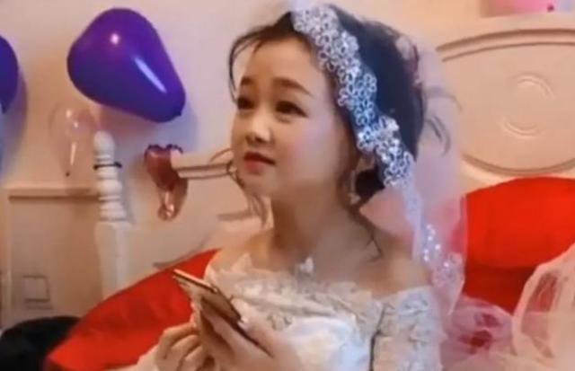 co dau cao 1m3, mat tre mang nhu thieu nien, nhin sang chu re lai cang bat ngo - 1