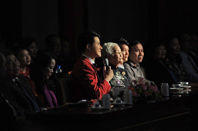 Mặc showbiz náo nhiệt chạy show sự kiện, MC Vũ Mạnh Cường quyết đi amp;#34;ngược dòngamp;#34; - 1