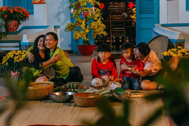 Lâm Vỹ Dạ vào bếp nấu ăn cùng mẹ chồng, nhan sắc của bà khiến ai cũng chú ý - 12