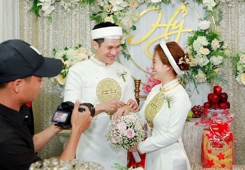 Đám cưới bất ngờ của sao Việt: Bảo Thy amp;#34;chớp nhoángamp;#34; nhưng độ bí mật còn kém xa Xuân Lan - 7