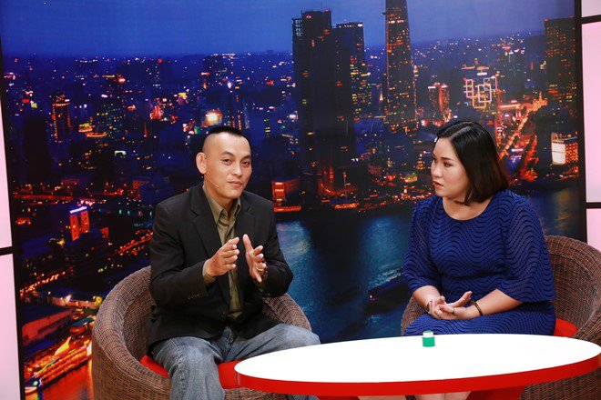 Lo con bị bạn trai nắm tay, ông bố amp;#34;Bố ơi, mình đi đâu thếamp;#34; choáng khi bé trả lời - 5