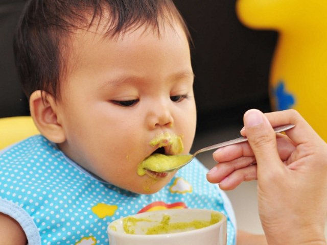 Những thực phẩm nên cho trẻ ăn để chống lại mầm bệnh gây nên bởi virus corona