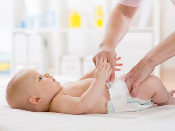 10 biện pháp điều trị ngay tại nhà khi bé bị hăm tã nặng