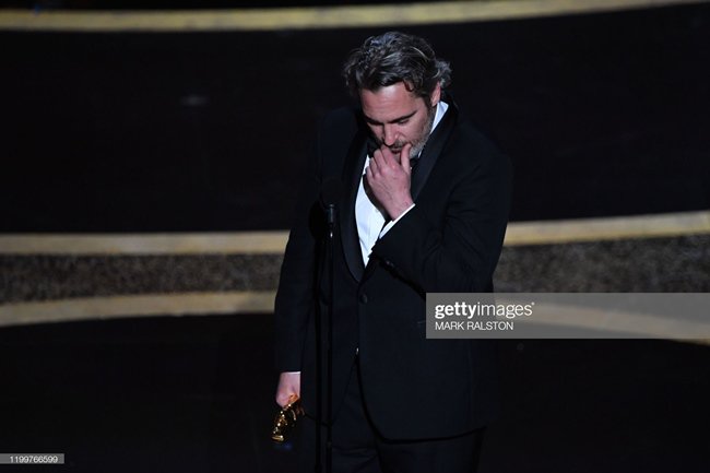 Oscar 2020 tri ân nam diễn viên Cao Dĩ Tường, khán giả không khỏi rơi nước mắt - 40