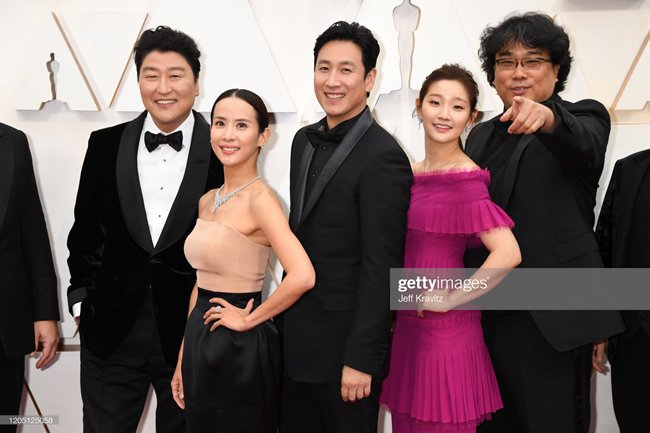 Oscar 2020 tri ân nam diễn viên Cao Dĩ Tường, khán giả không khỏi rơi nước mắt - 3