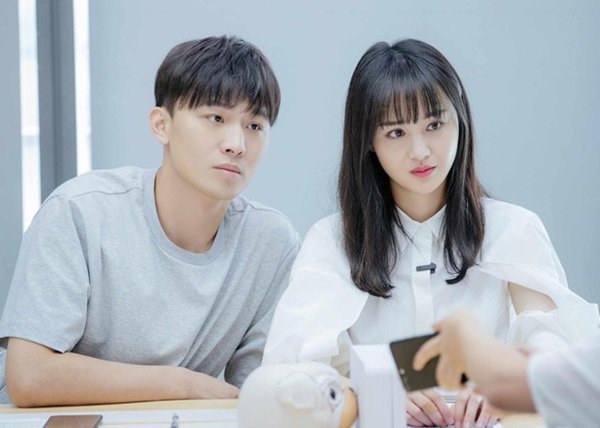 Bỏ bạn trai CEO amp;#34;rởmamp;#34;, nàng tiểu Hoa đán chứng minh: amp;#34;Con gái đẹp nhất khi không thuộc về aiamp;#34; - 2