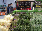 Tiêu dùng - Giữa dịch corona, siêu thị bị phạt 3,3 tỷ vì bán rau xanh với giá đắt "cắt cổ"