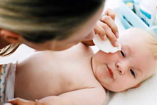 Bệnh viêm phổi ở trẻ em: Chăm sóc bé thế nào mới đúng cách? - 7
