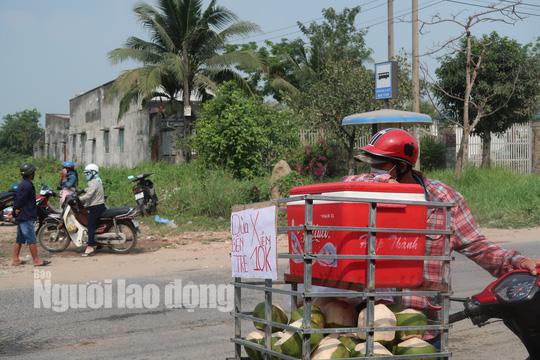 Tin tức 24h: Cận cảnh nhiều người đột nhập vào nhà hoang nơi Tuấn khỉ từng ẩn náu - 9