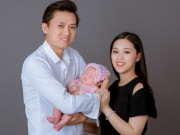 Làm mẹ - Bố bỉm sữa Quách Ngọc Tuyên khóc kể chuyện tình "chú cháu", cùng nuôi con với vợ kém 10 tuổi