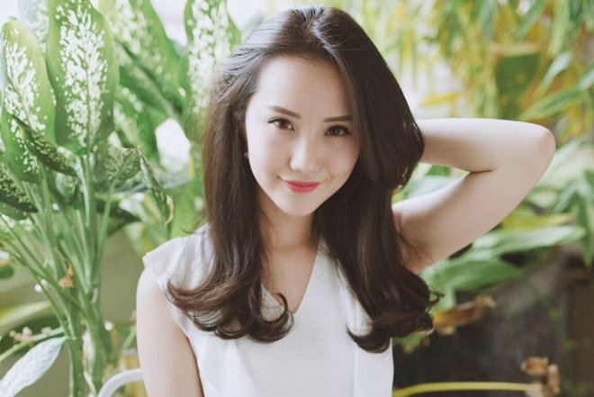 Primmy Trương tên thật là Trương Minh Xuân Thảo (25 tuổi), là con gái hiệu trưởng một trường học nổi tiếng.