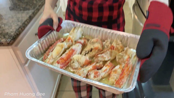 Khổ như Phạm Hương, làm món ăn sang chảnh lại bị chê dốt tiếng Anh, mất vệ sinh - 8