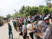 Chụp ảnh, quay clip đám tang Tuấn khỉ để trục lợi: Kiếm tiền từ bi kịch xã hội