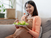 Bà bầu - 5 siêu thực phẩm mẹ bầu ăn nhiều, con sinh ra sẽ thông minh