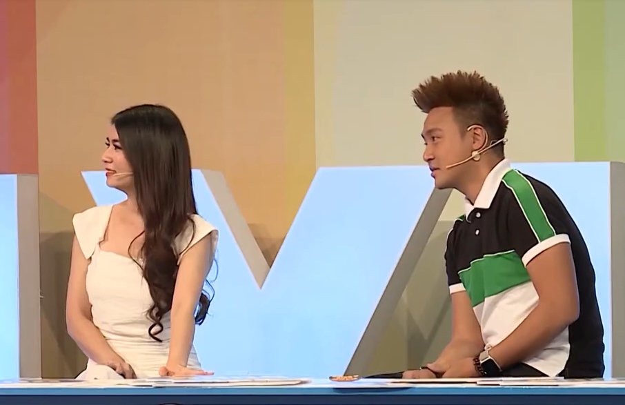 Trong két sắt của nữ MC Cát Tường, ngoài tiền bạc còn có 4 bản cam kết của tình cũ - 4