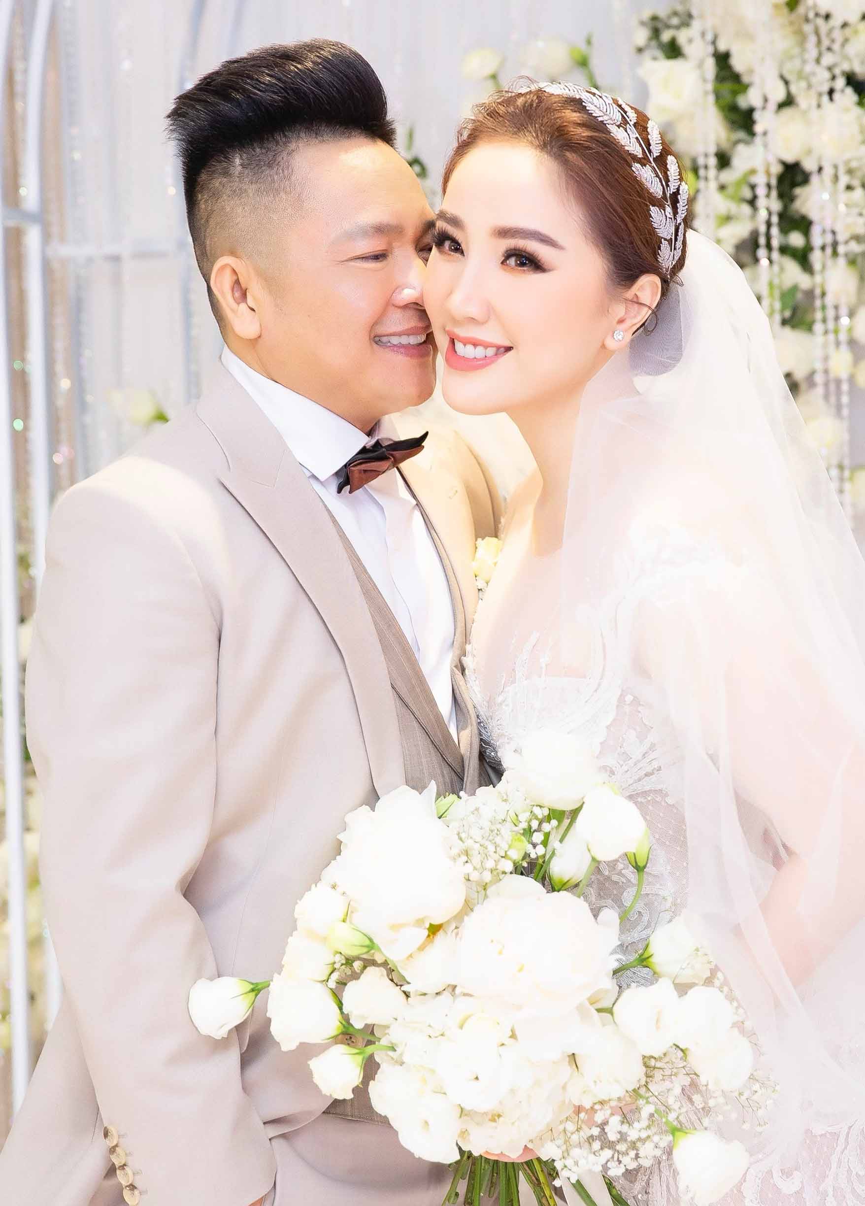 Bảo Thy khôn khéo đáp trả khi bị chê lấy chồng già, mặt tròn xoe như có bầu - 4