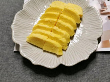 Món trứng hấp sữa chua làm trong nháy mắt dụ bé ăn đủ các chất dinh dưỡng