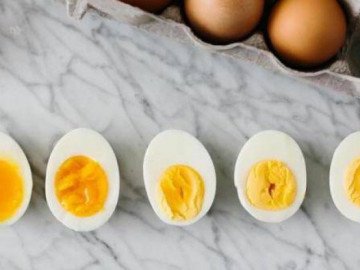Cách luộc trứng chuẩn, muốn ăn lòng đào cỡ nào cũng dễ làm