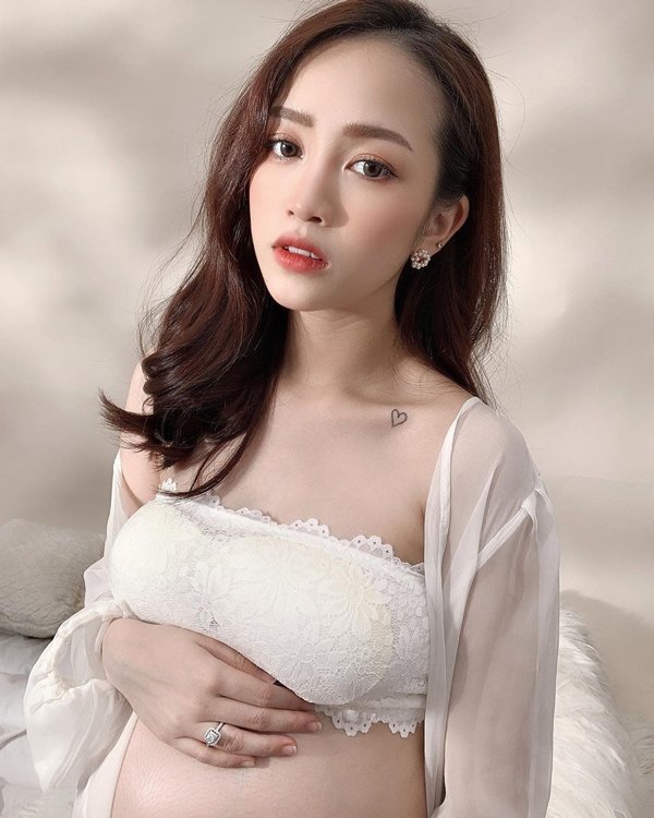 khoe bung bau voi bikini, con gai dai gia minh nhua mac loi thoi trang - 3