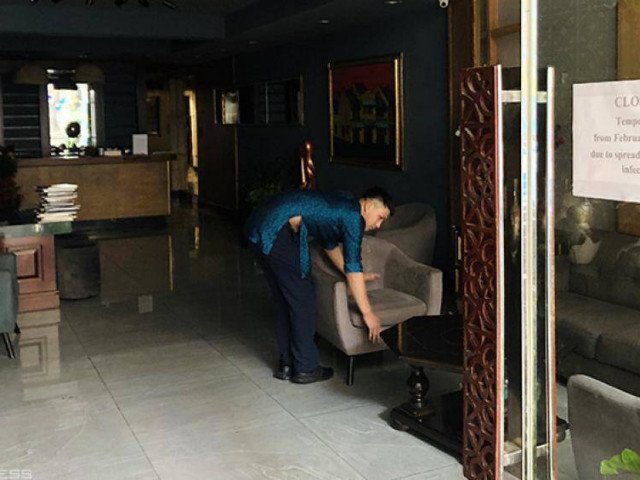 Loạt khách sạn tại Hà Nội khóc ròng vì COVID-19