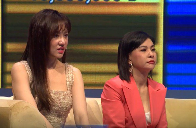 Hari Won, Võ Hoàng Yến nghẹn ngào nhìn anh xe ôm hôn vợ khóc sau khi suýt mất mạng - 4