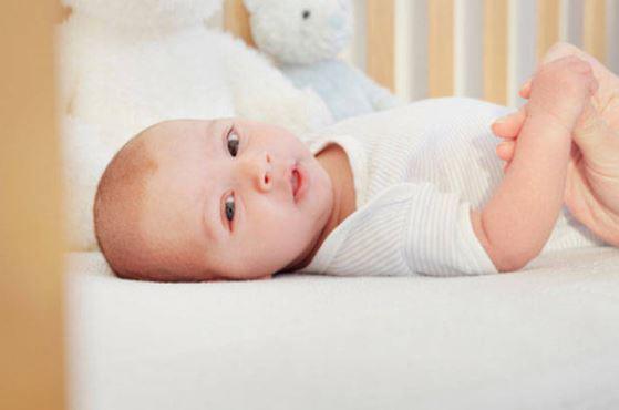 Xem thóp trẻ sơ sinh để biết con sinh ra phát triển khỏe mạnh hay không - 4