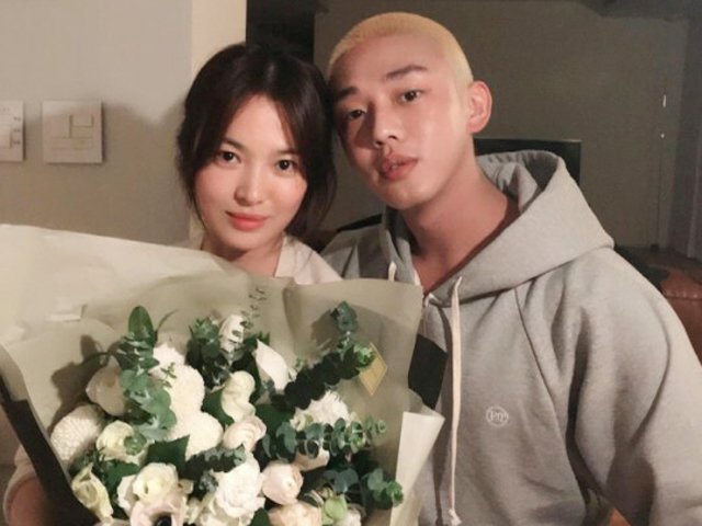 Ngôi sao 24/7: Song Hye Kyo bất ngờ bị mắng chửi vì vô tâm