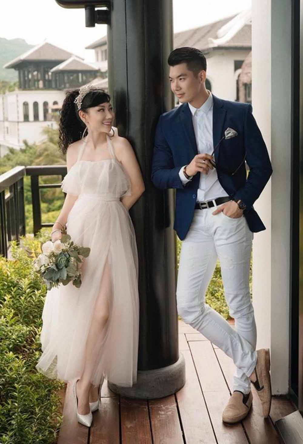 Ngắm cặp song sinh nhà Trương Nam Thành: Má bánh bao, giống bố như amp;#34;3 giọt nướcamp;#34; - 8