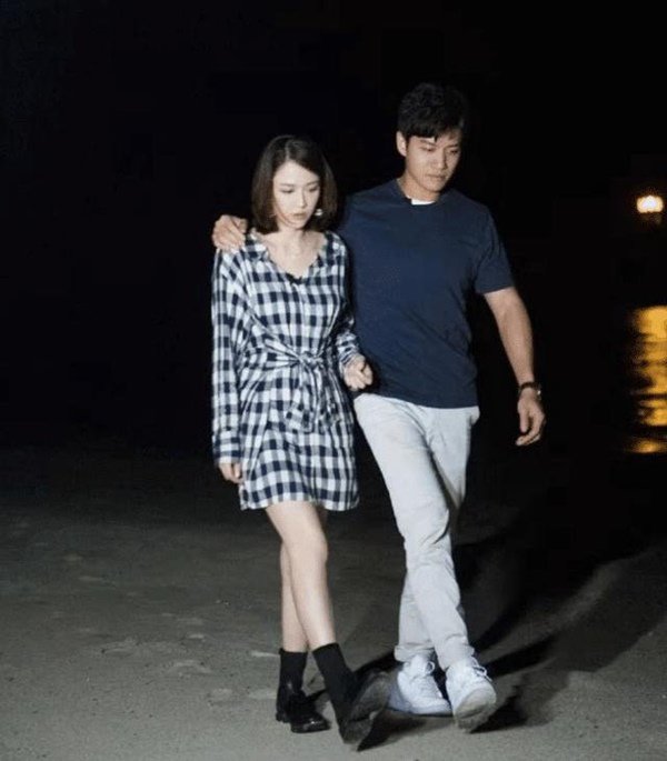 Sau nhiều năm là amp;#34;gái ếamp;#34;, cô gái bị Hoắc Kiến Hoa bỏ giờ được chiều như bà hoàng - 5